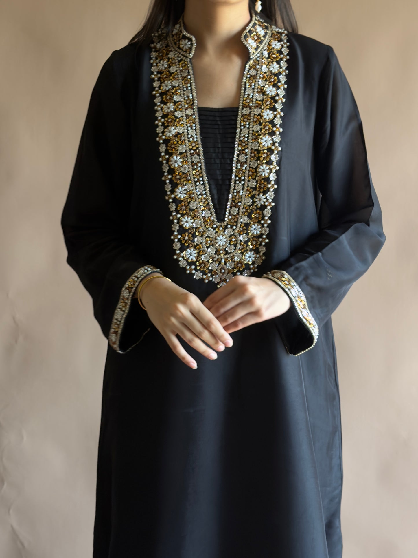 Black Kaftan